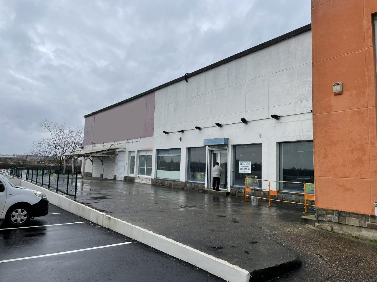 Local d'activité Amfreville-la-Mi-Voie 1090m² Location local d'activité Amfreville-la-Mi-Voie Seine-Maritime OLACT2420386 1